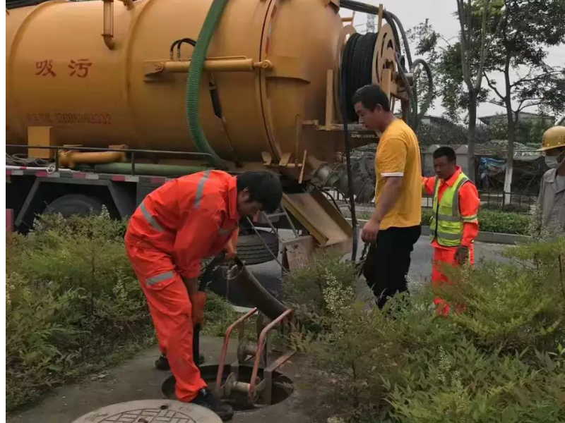 武清开发区抽污水掏井抽粪电话，专业清理河道
